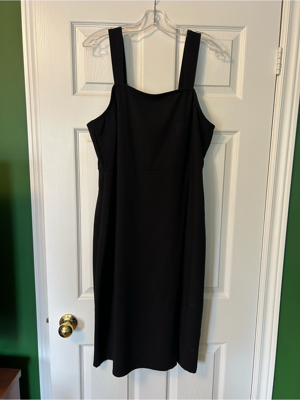 Chelsea 28 Classic Black Square-Neck Midi Dress